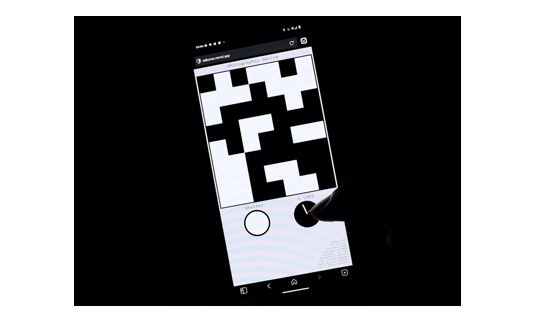 佐久間大進のオンラインエキシビション『photographic device』へのリオンクです